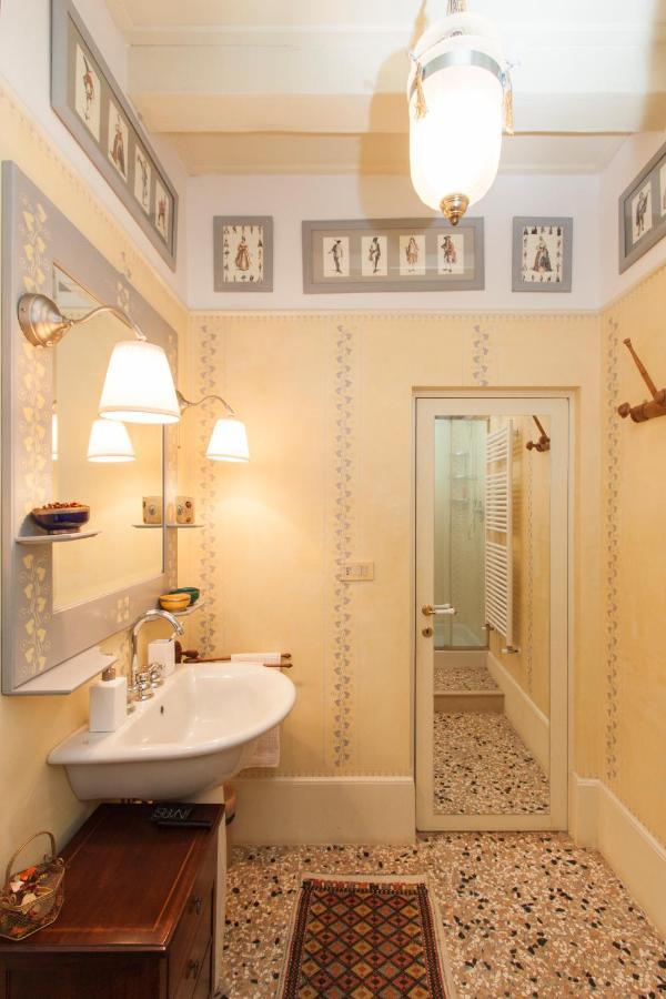 Explore Venice From A Sophisticated Hideaway In San Polo Bagian luar foto